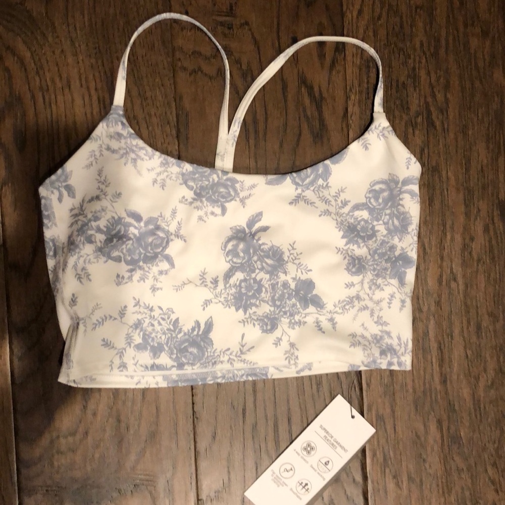 GLYDER PURE BRA SIZE MEDIUM NWT